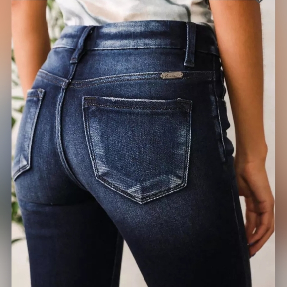 Buckle KanCan Jeans - Picture 2 of 6